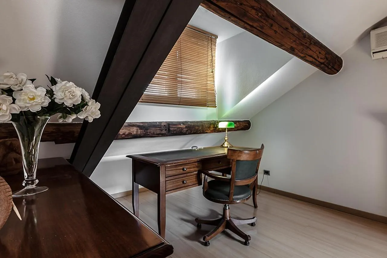Milanrentals - Palazzi Apartment  Milan