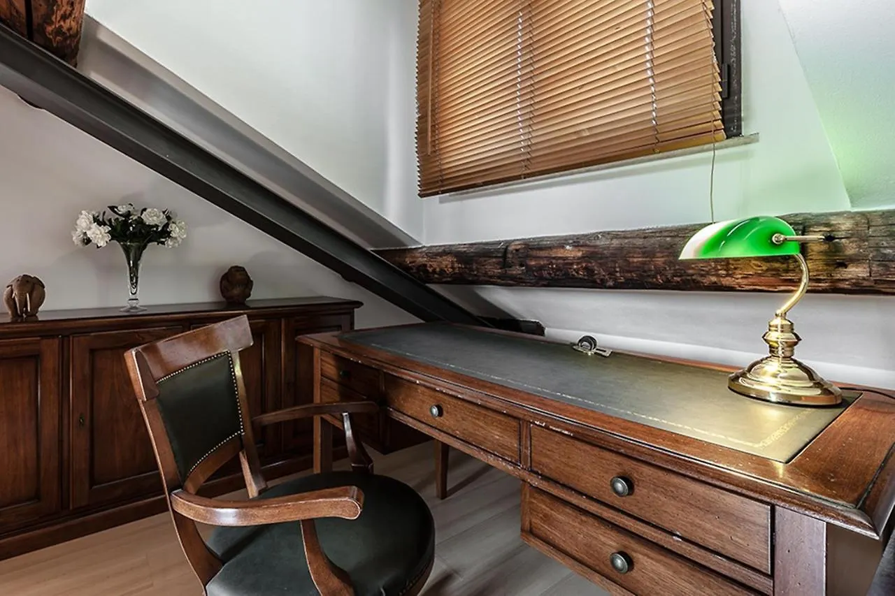 Milanrentals - Palazzi Apartment Italy